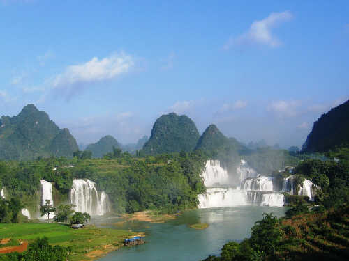  Th&aacute;c Bản Giốc - th&aacute;c nước lớn nhất Đ&ocirc;ng Nam &Aacute;